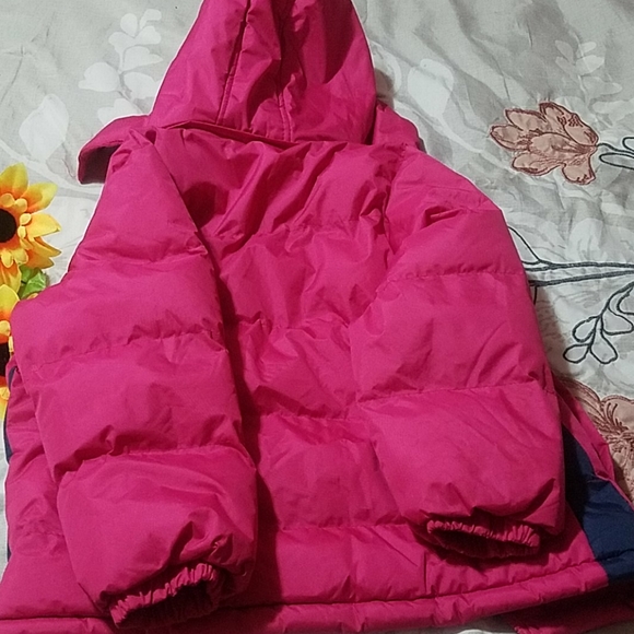 Girl's puffer coat - Picture 6 of 6